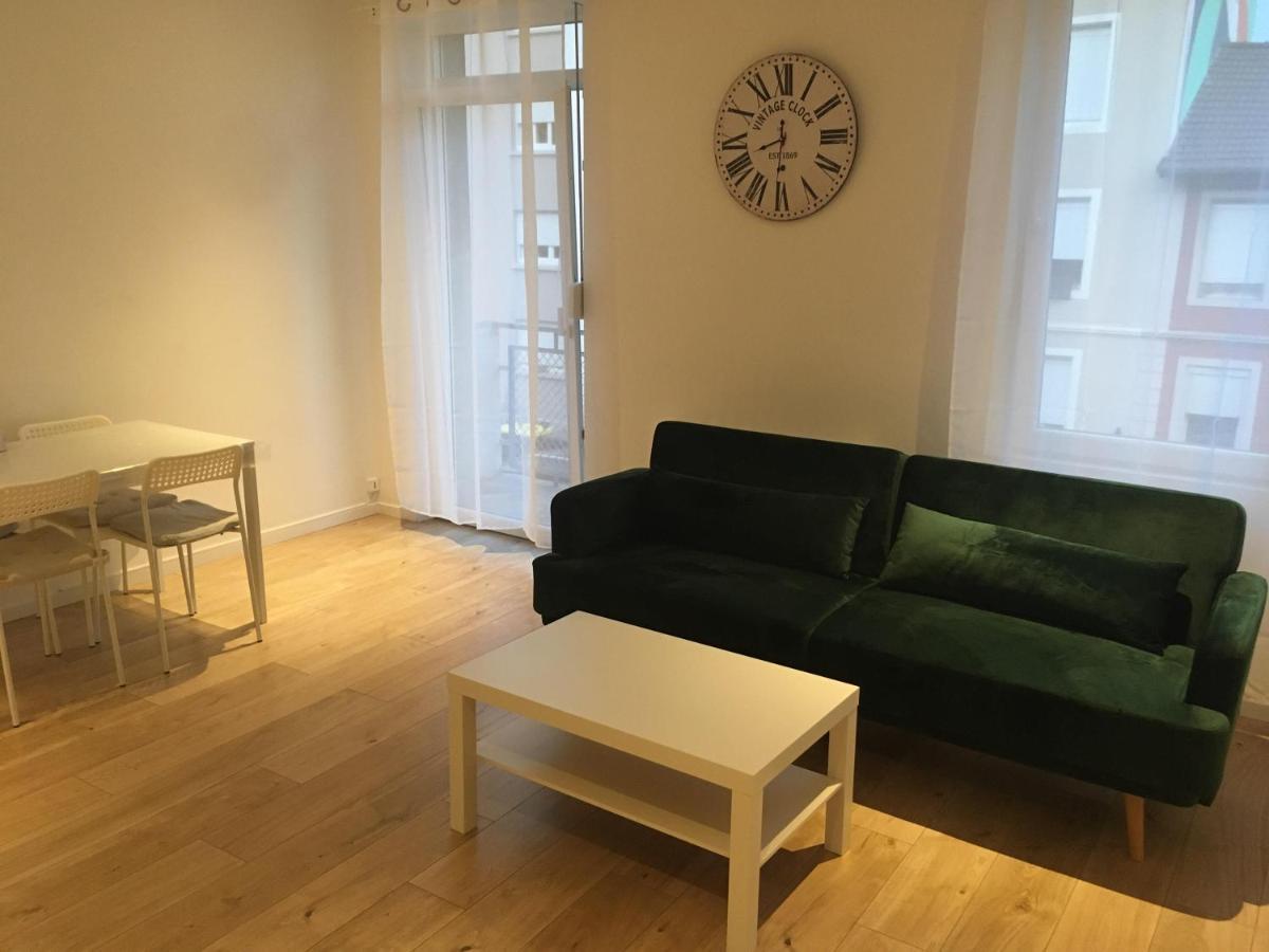 Le Vauban - Appartement 2 Chambres, Salon, Cuisine Equipee, Parking Et Wifi Gratuit Mulhouse Bagian luar foto
